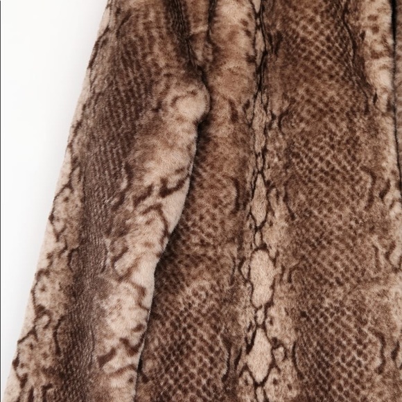 Lulu’s Beige Snake Print Faux Fur Coat - Picture 6 of 8